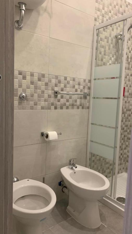 Miris Apartment Fast Comfortable Naples Airport Capodichino 25 Minutes Walk Self Check-In Экстерьер фото