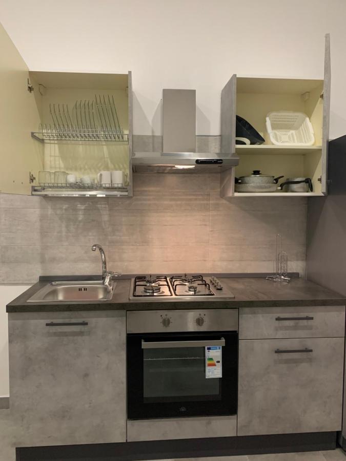 Miris Apartment Fast Comfortable Naples Airport Capodichino 25 Minutes Walk Self Check-In Экстерьер фото