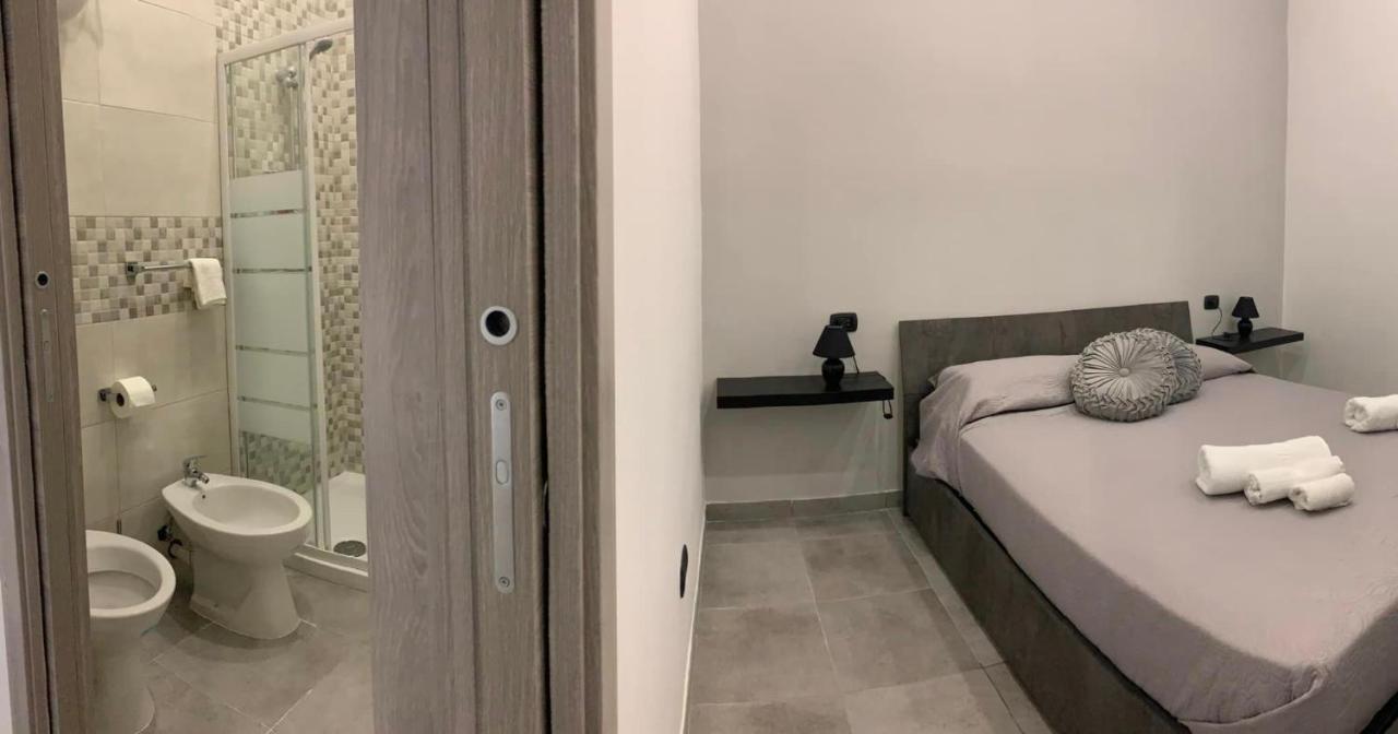 Miris Apartment Fast Comfortable Naples Airport Capodichino 25 Minutes Walk Self Check-In Экстерьер фото