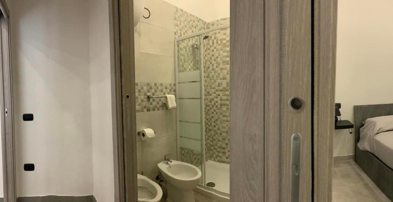 Miris Apartment Fast Comfortable Naples Airport Capodichino 25 Minutes Walk Self Check-In Экстерьер фото